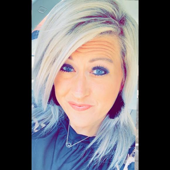 Meet your Posher, Bambi - Picture 1 of 1